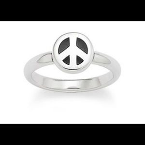 Retired James Avery Ring